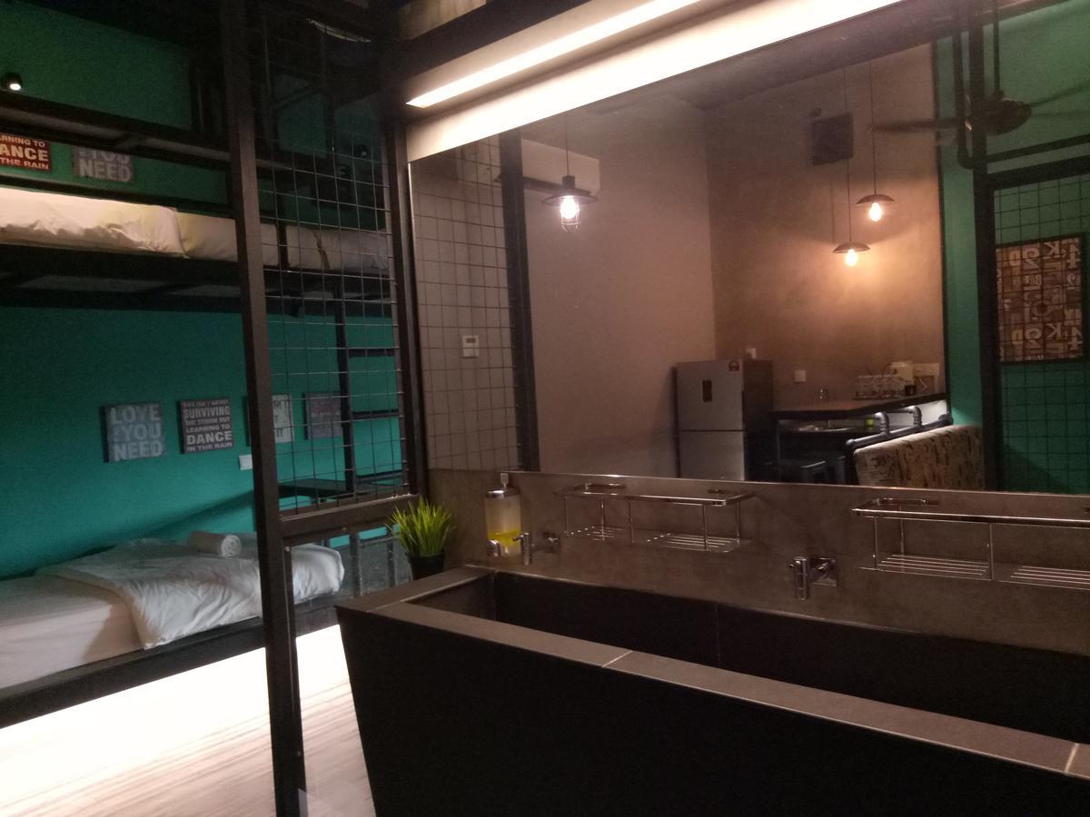 Tube Hotel Klebang Melaka Dış mekan fotoğraf